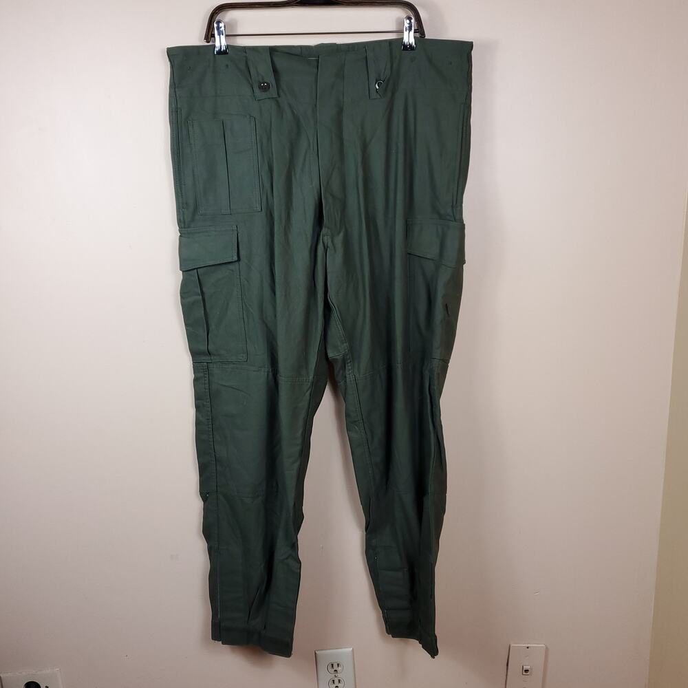 Vintage 1987 Seyntex Army Green Button Fly Cargo Pants Size XXL